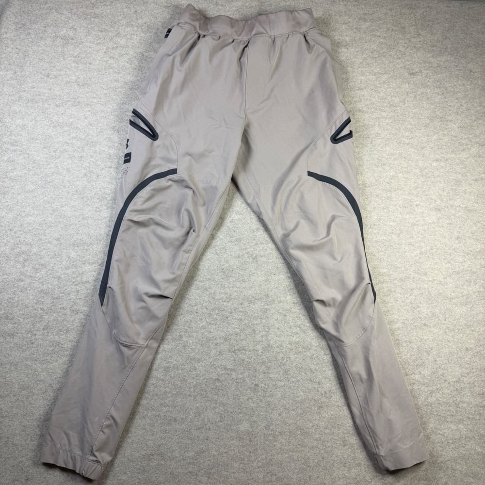 Under Armour Unstoppable Cargo Pants Mens Medium Tan Fitted Tapered Joggers